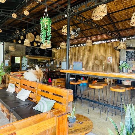 Maayong Hostel (Adults Only) Moalboal Esterno foto