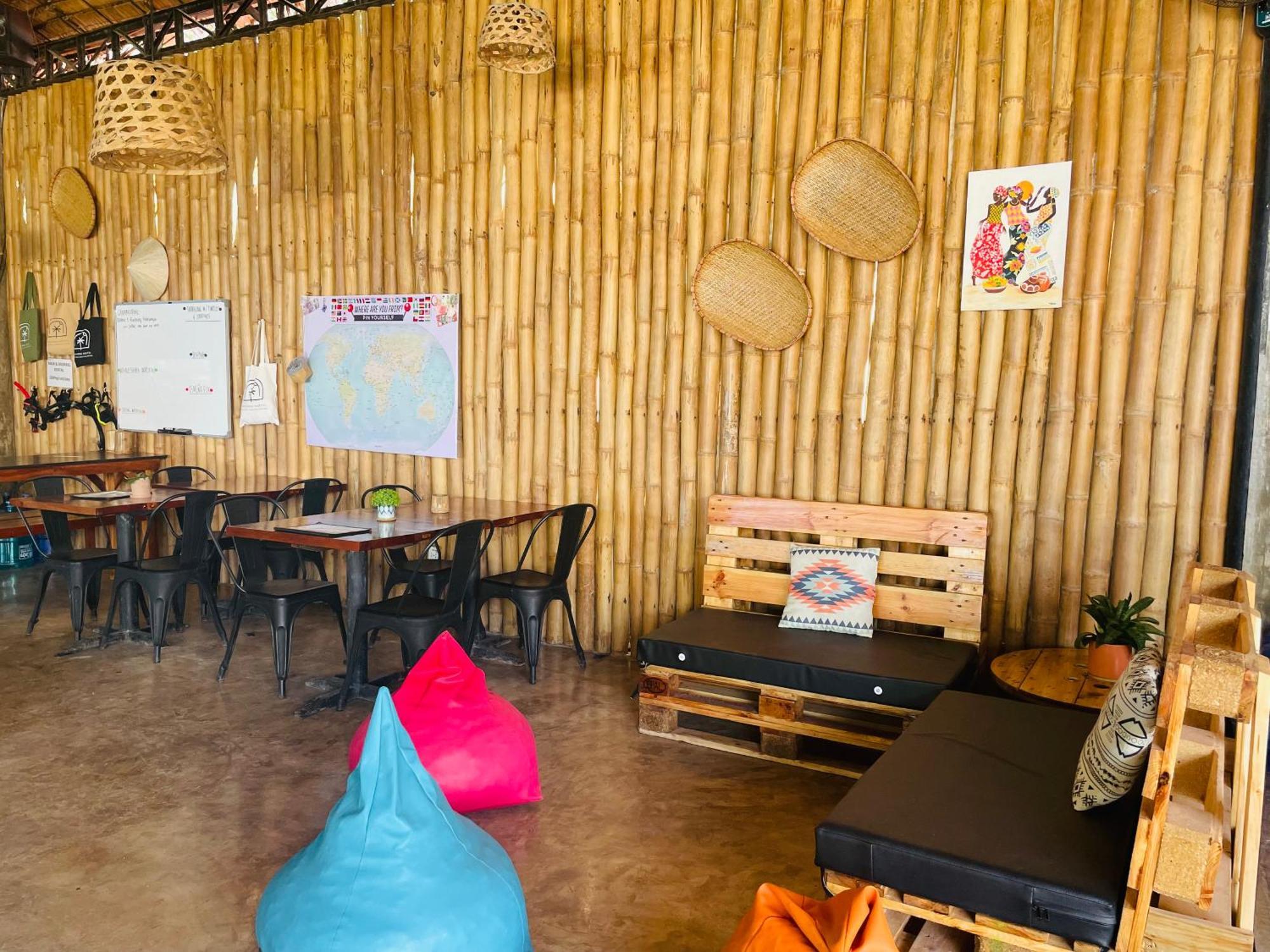 Maayong Hostel (Adults Only) Moalboal Esterno foto