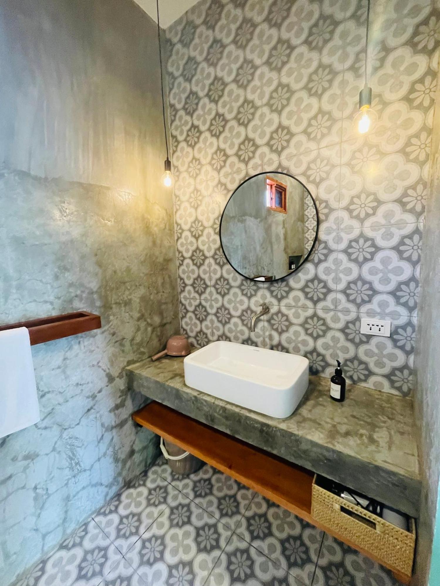 Maayong Hostel (Adults Only) Moalboal Esterno foto
