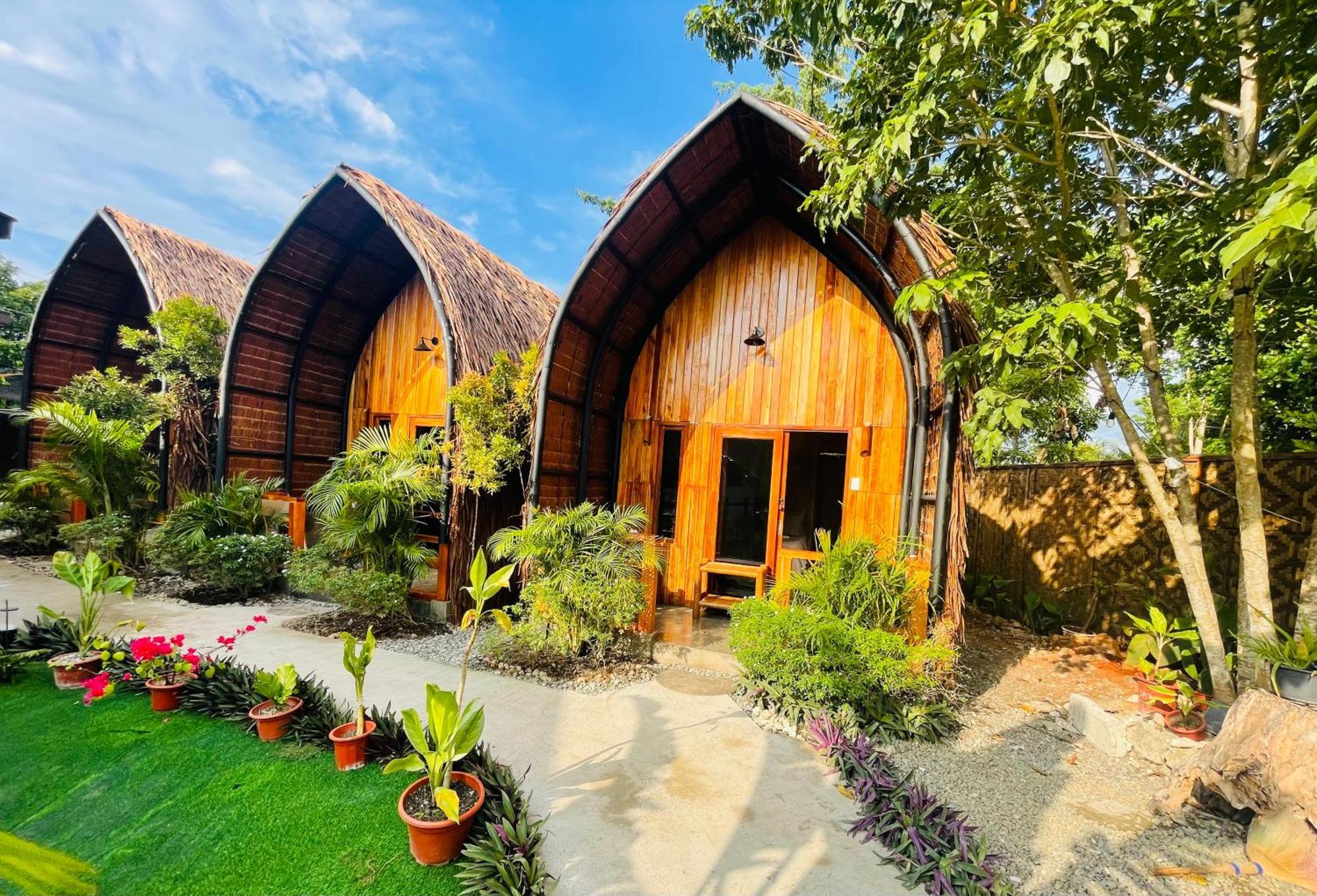 Maayong Hostel (Adults Only) Moalboal Esterno foto